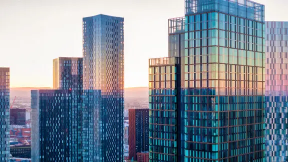 Beautiful sunrise over Manchester Skyline